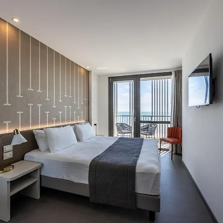Diva Lignano - Adults Only Otel